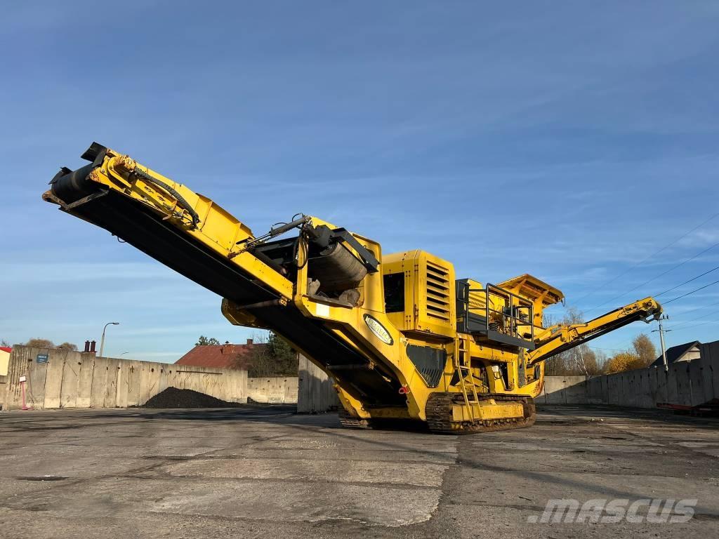 Keestrack Cruiser 自走式クラッシャー