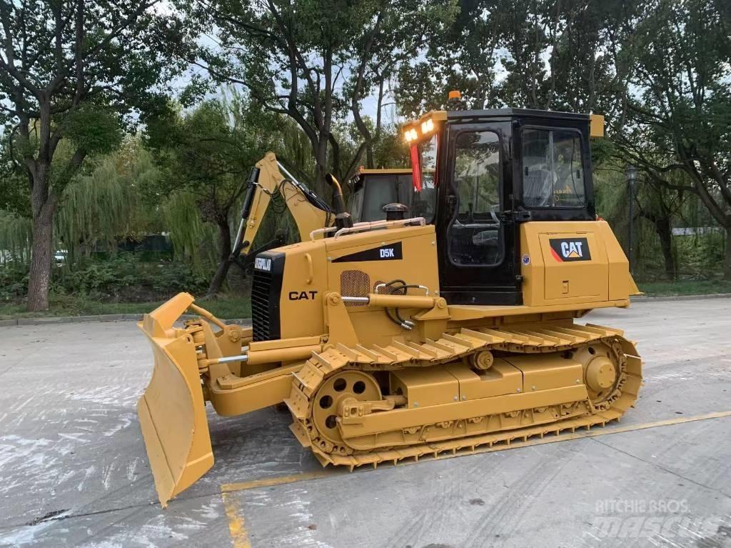 CAT D 5 K ブルドーザー