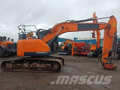 Doosan DX 235 LCR-5 大型油圧ショベル12t以上（パワーショベル・ユンボ）