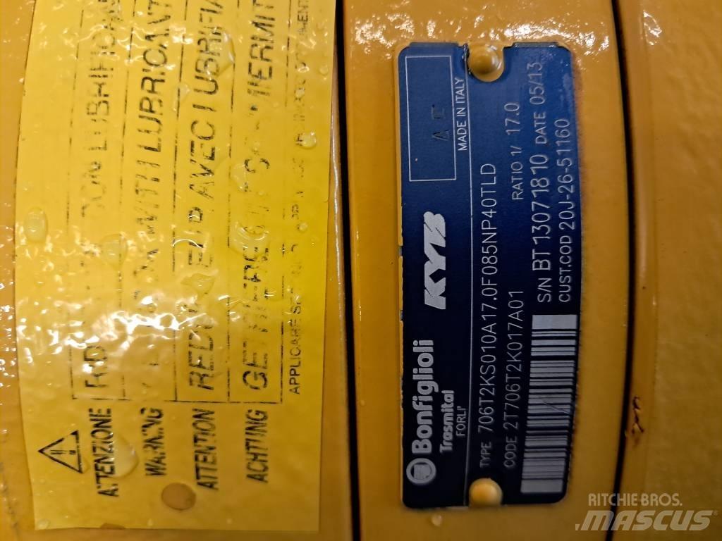 Komatsu PW 180-10 トランスミッション