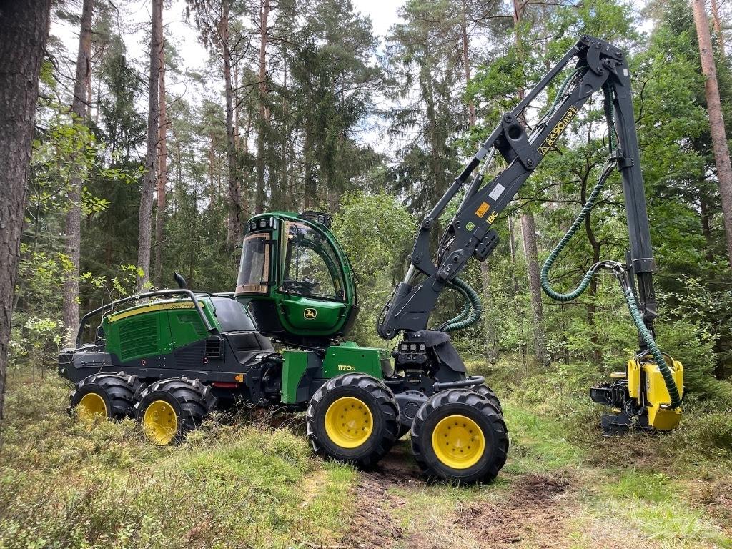 John Deere 1170G 8WD ハーベスター