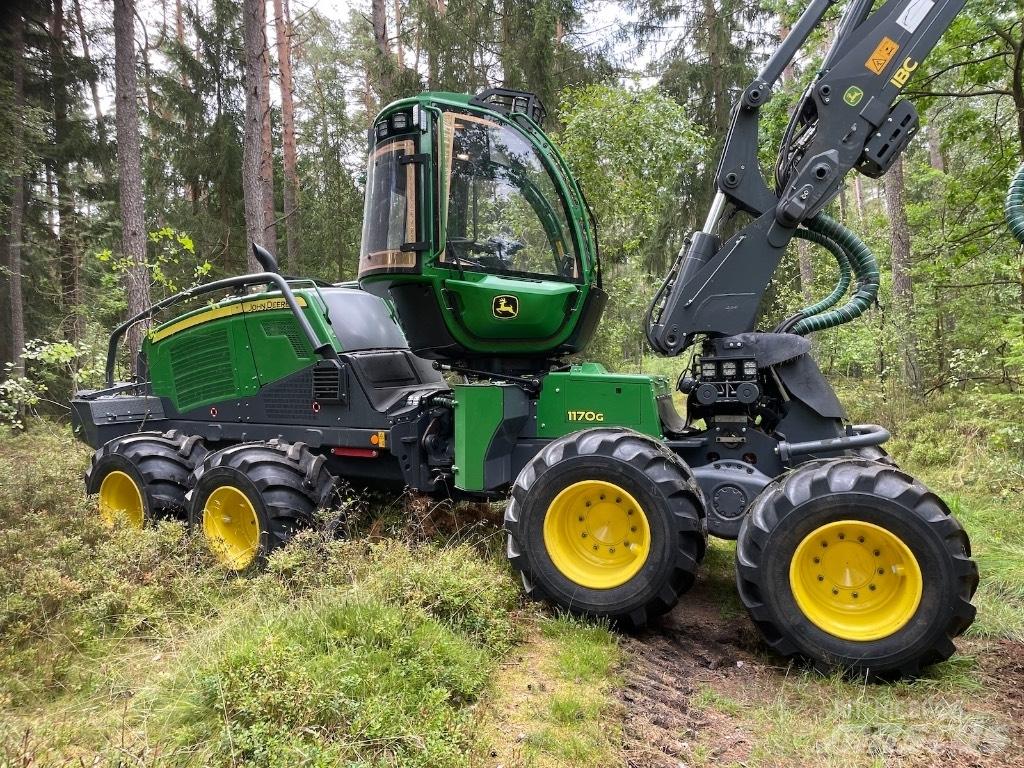 John Deere 1170G 8WD ハーベスター