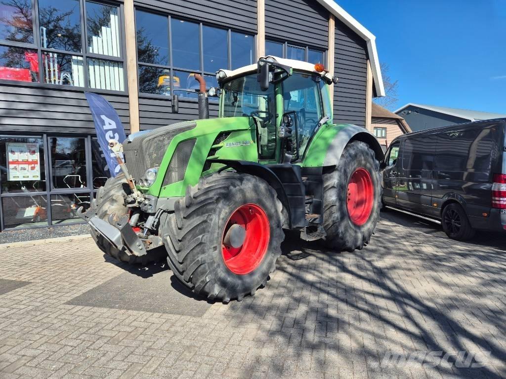 Fendt 828 Vario トラクター