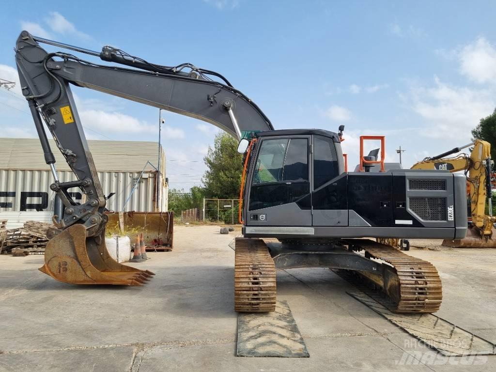 Volvo EC220EL 大型油圧ショベル12t以上（パワーショベル・ユンボ）