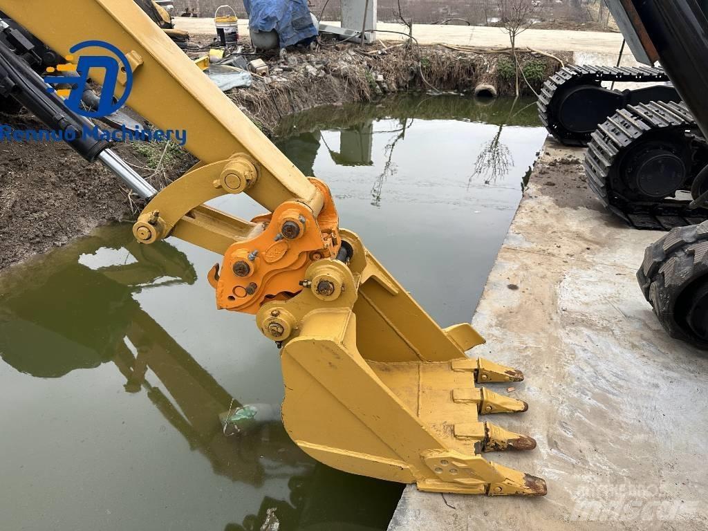 CAT 303 CR ミニ油圧ショベル 7t以下（ミニユンボ・ミニディガー）