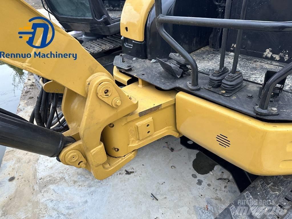 CAT 303 CR ミニ油圧ショベル 7t以下（ミニユンボ・ミニディガー）