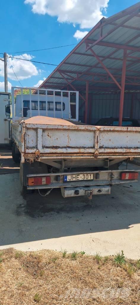 Nissan ECO T 135 ダンプ