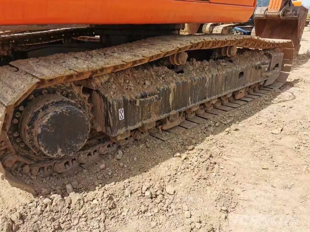Doosan DH300LC-7 大型油圧ショベル12t以上（パワーショベル・ユンボ）