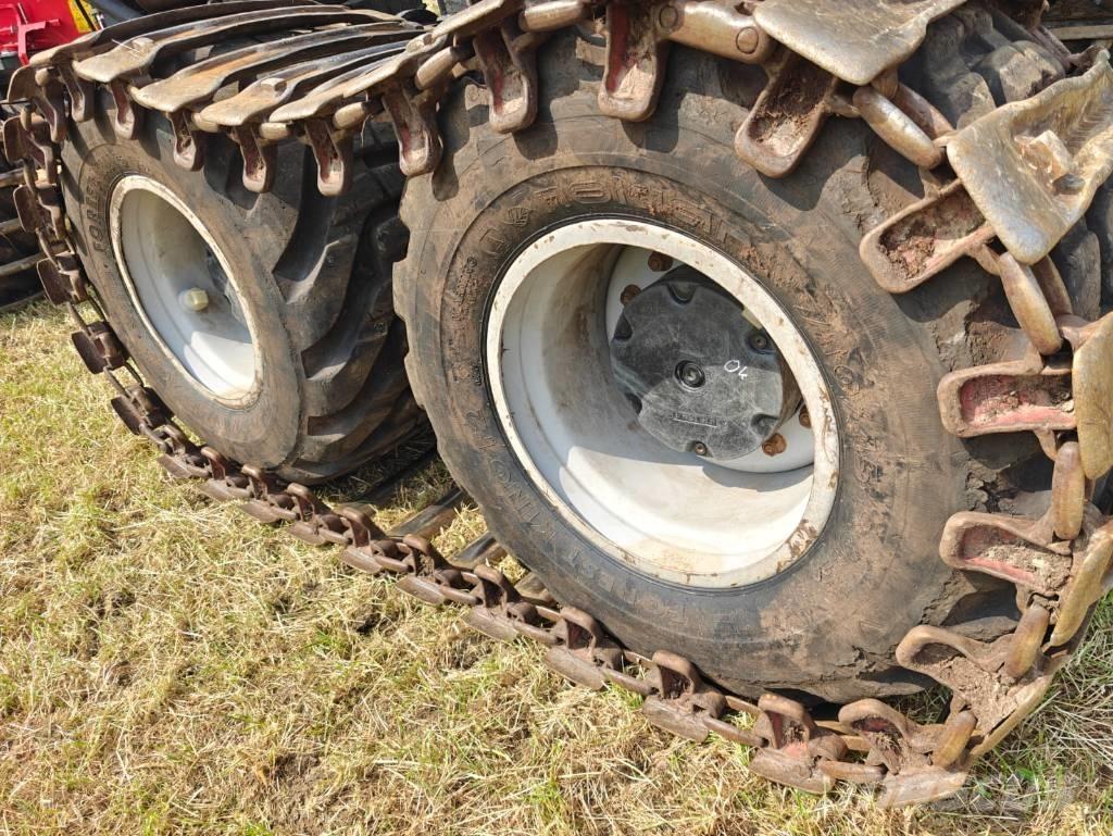 Komatsu 855 フォワーダー