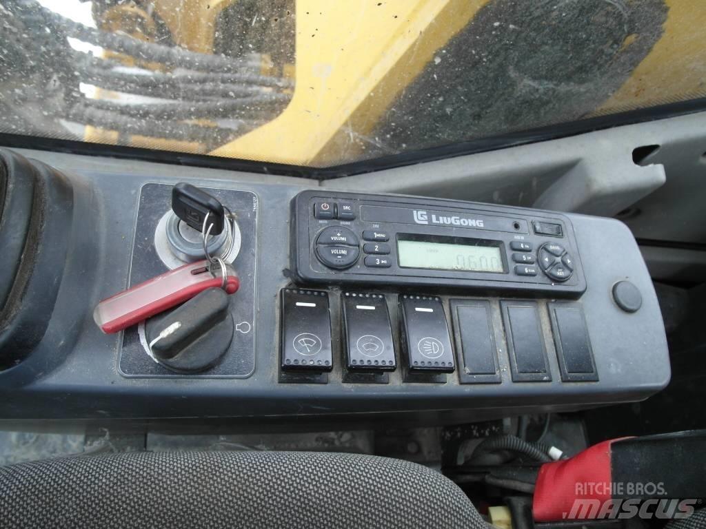 LiuGong CLG 922 E 大型油圧ショベル12t以上（パワーショベル・ユンボ）