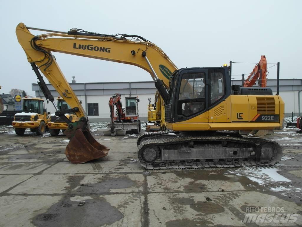 LiuGong CLG 922 E 大型油圧ショベル12t以上（パワーショベル・ユンボ）