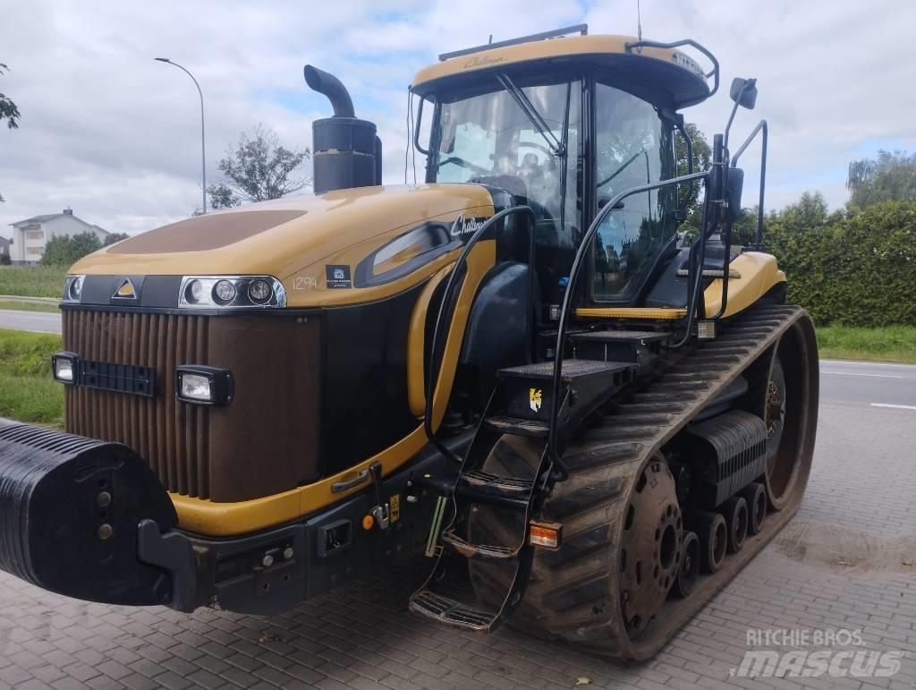 Challenger MT 875 E トラクター