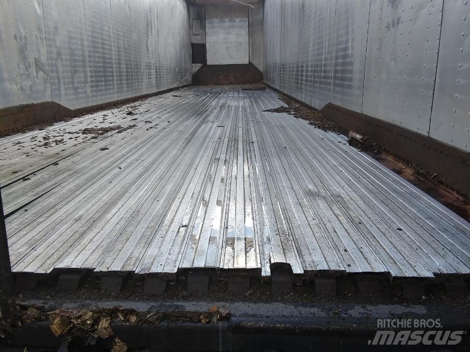  Nabors Walking floor ウッドチップ運搬用トレーラー