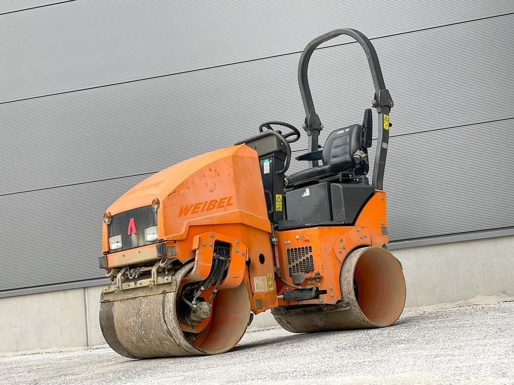 Ammann ARX 16 K タンデムローラ