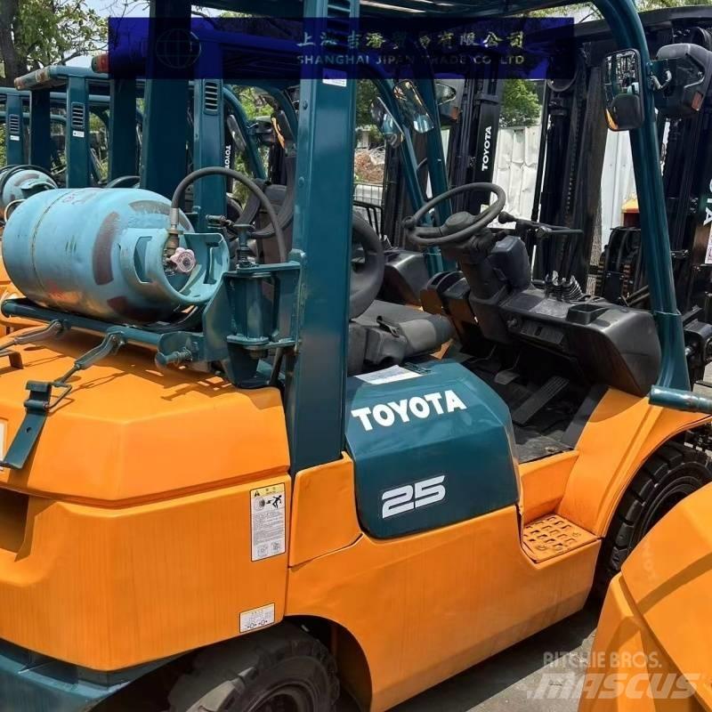 Toyota 25 ディーゼル・軽油