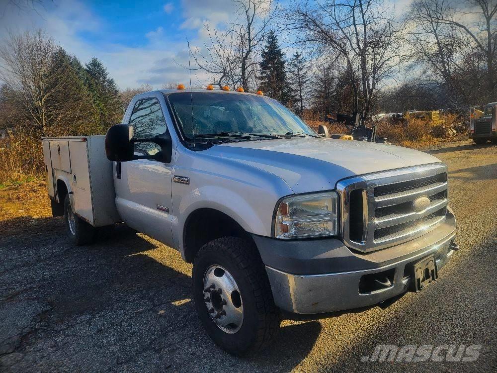 Ford F 350 XLT ピックアップ／ドロップサイド