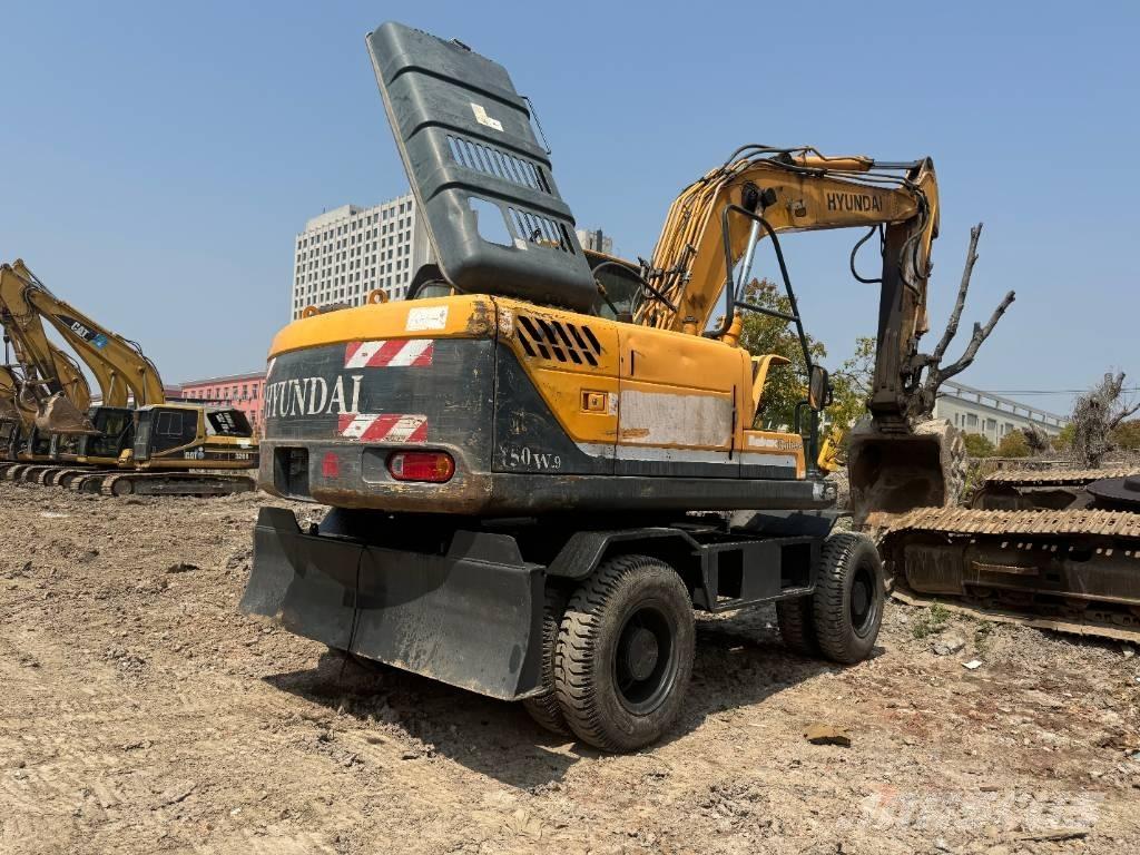 Hyundai R150W-9 ホイール式油圧ショベル（パワーショベル・ユンボ・バックホー）