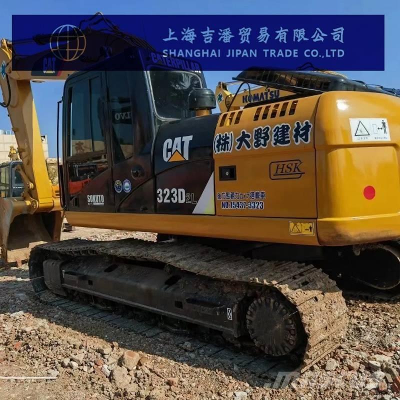 CAT 323 D 大型油圧ショベル12t以上（パワーショベル・ユンボ）