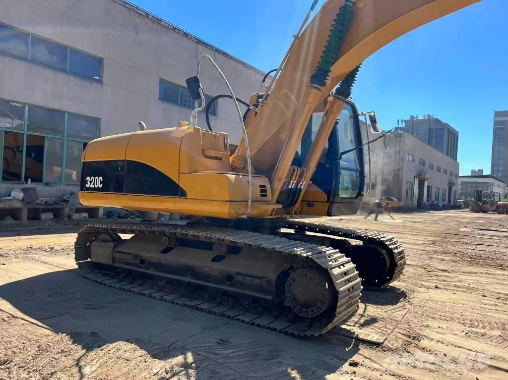 CAT 320 C L 大型油圧ショベル12t以上（パワーショベル・ユンボ）