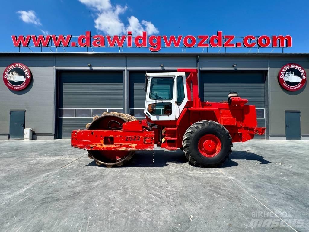 Hamm 2522 DS 振動ローラ
