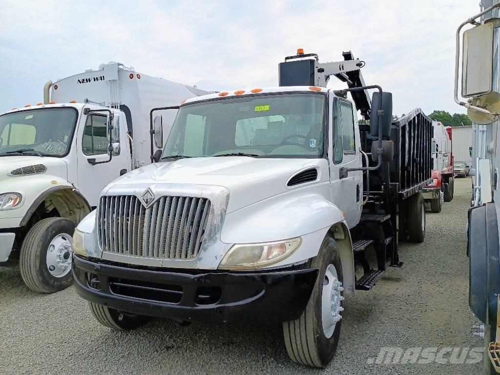 International 4300 グラップル