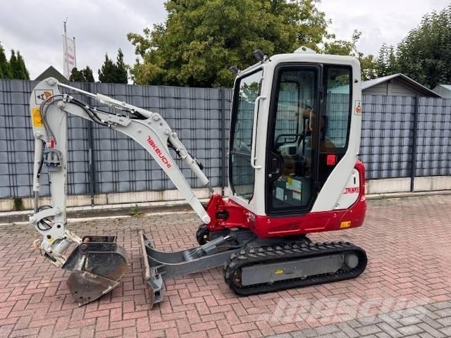 Takeuchi TB 320 ミニ油圧ショベル 7t以下（ミニユンボ・ミニディガー）