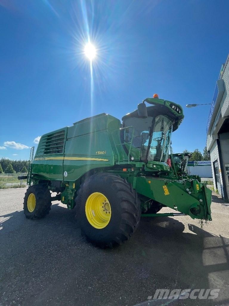 John Deere T 560 i コンバイン