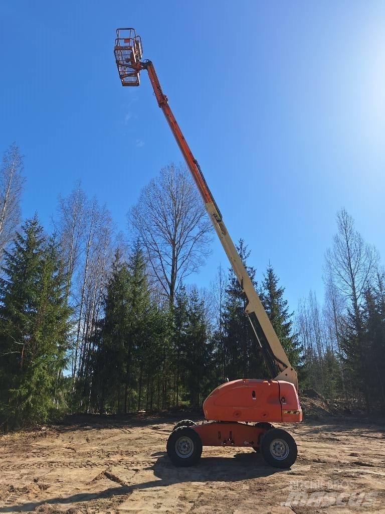 JLG 460 SJ ブームリフト　屈伸型