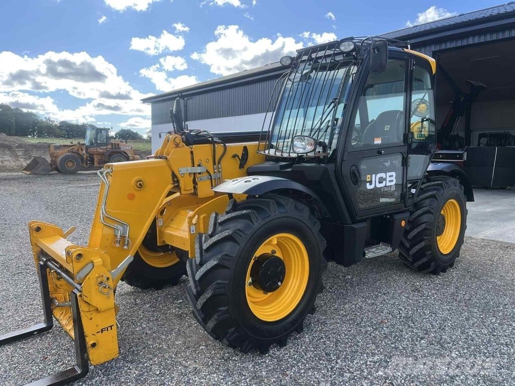 JCB 535-95 テレスコーピックハンドラー