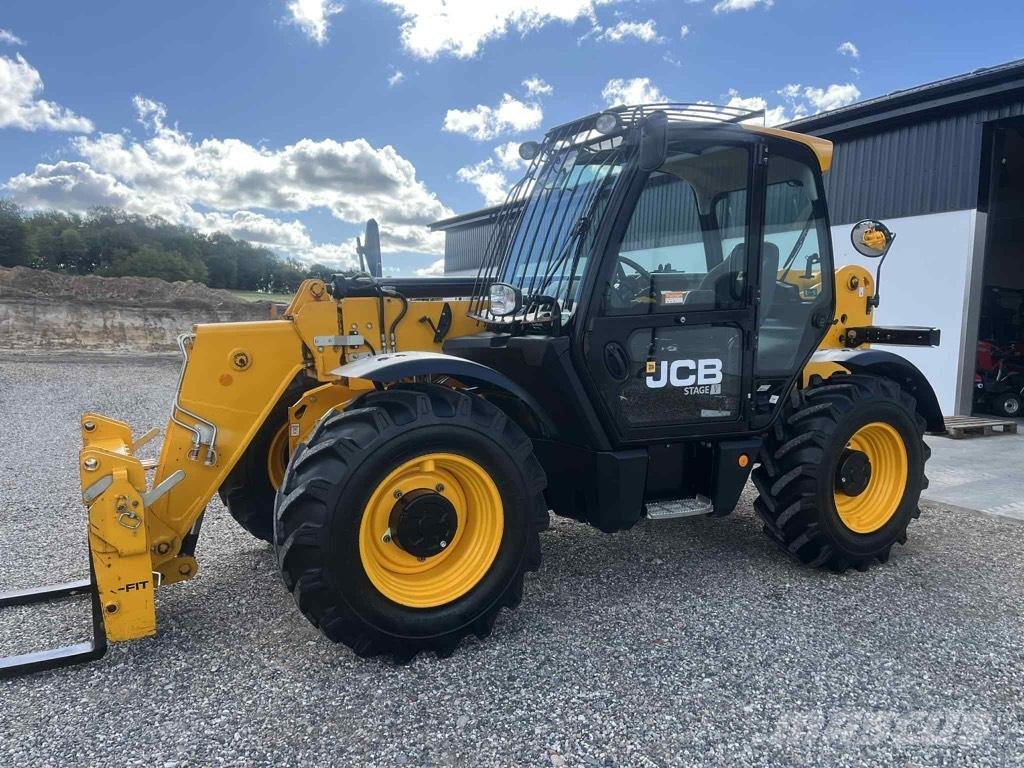 JCB 535-95 テレスコーピックハンドラー