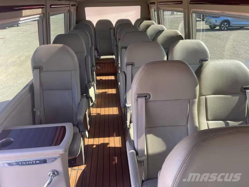 Toyota Coaster 長距離バス