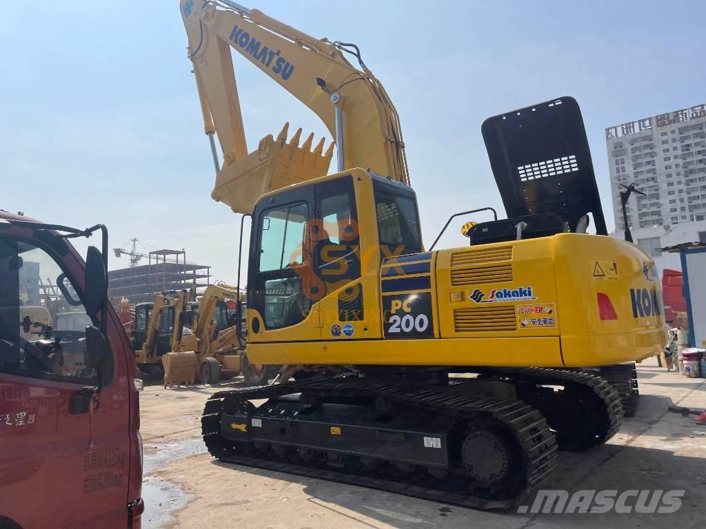 Komatsu PC 200-8 大型油圧ショベル12t以上（パワーショベル・ユンボ）