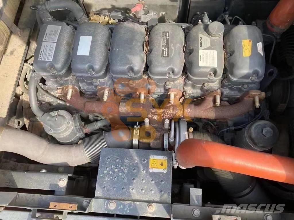 Doosan DX530 LC 大型油圧ショベル12t以上（パワーショベル・ユンボ）