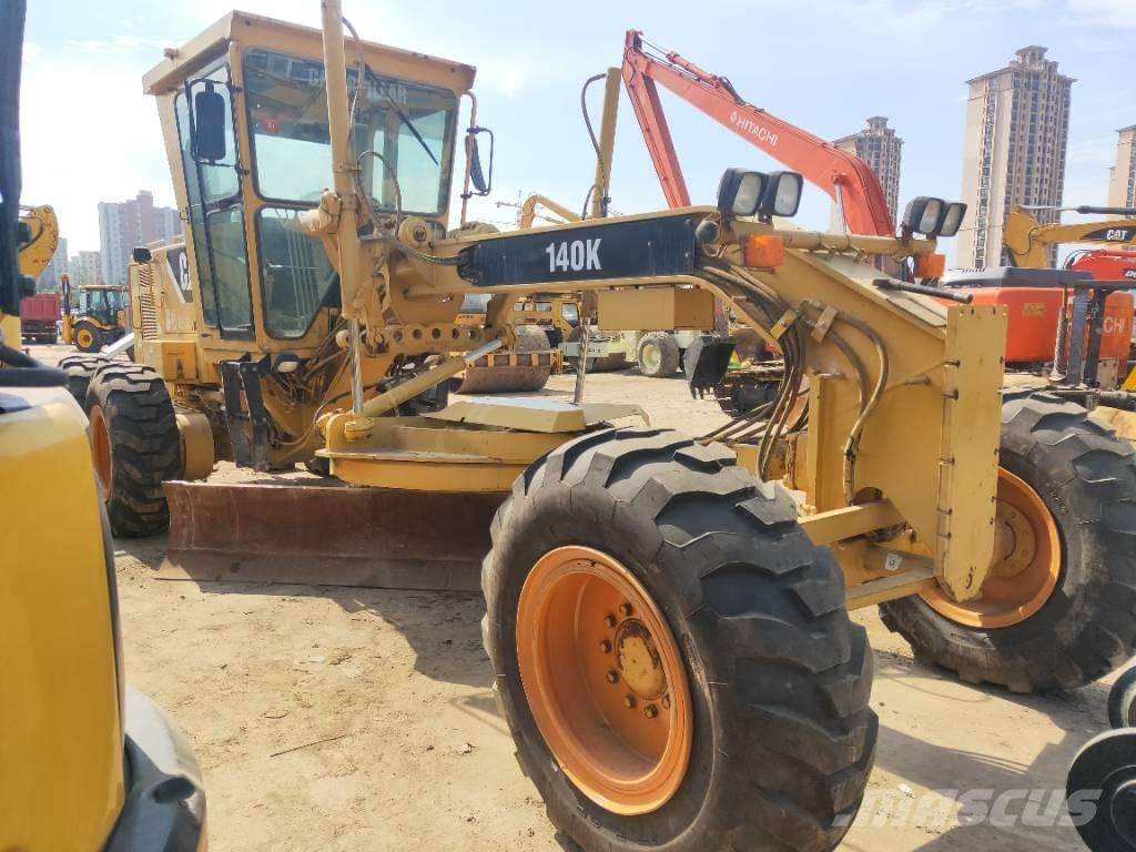 CAT 140K モーターグレーダー