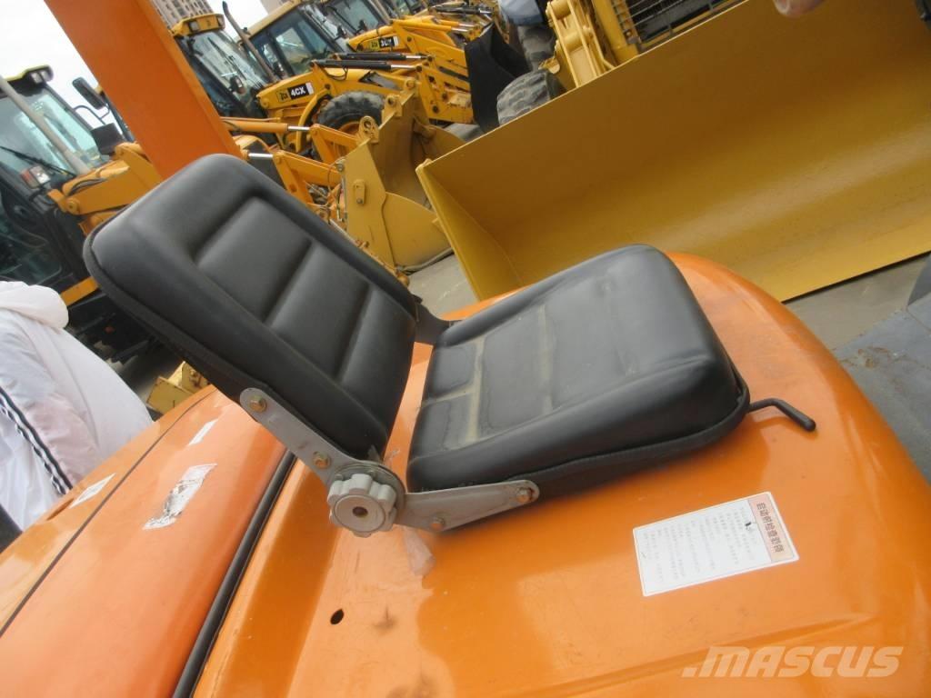 TCM FD 30 ディーゼル・軽油