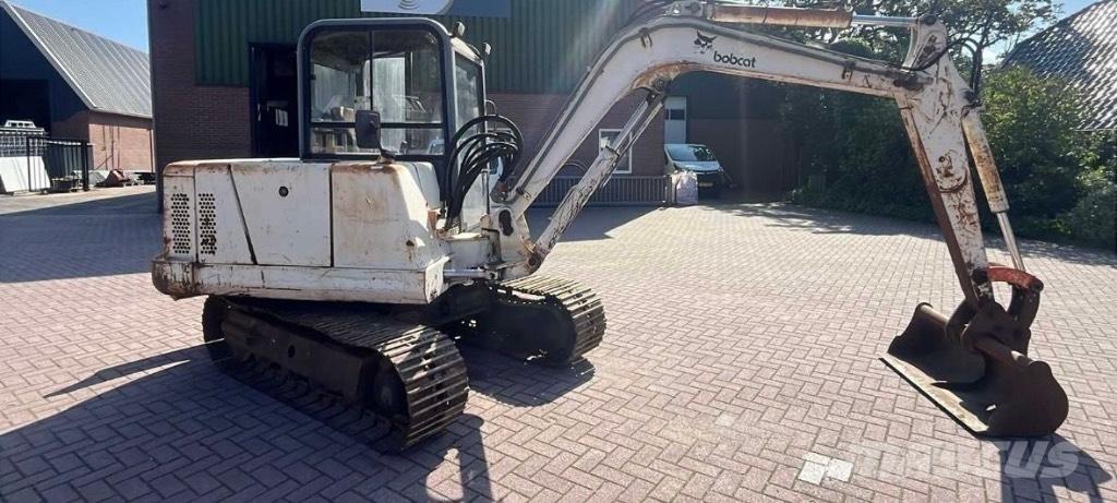 Bobcat X335 ミニ油圧ショベル 7t以下（ミニユンボ・ミニディガー）