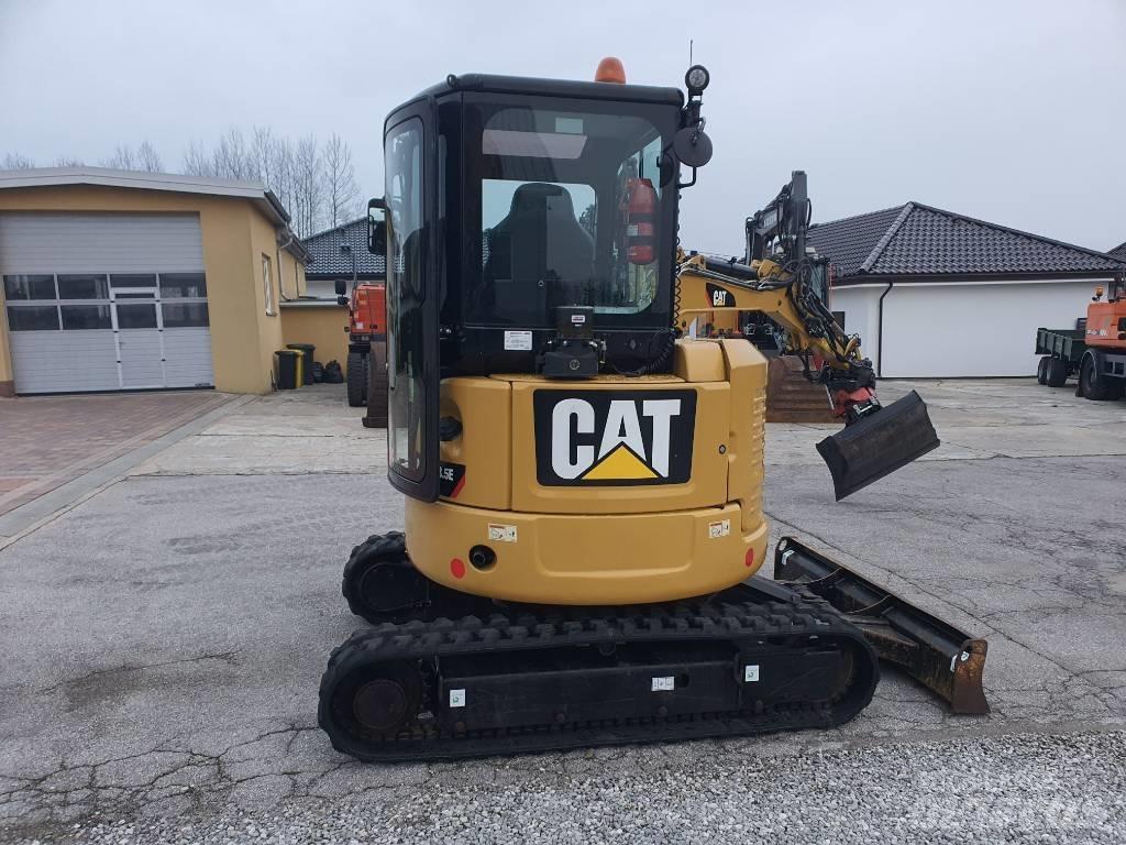 CAT 303.5 E CR ミニ油圧ショベル 7t以下（ミニユンボ・ミニディガー）