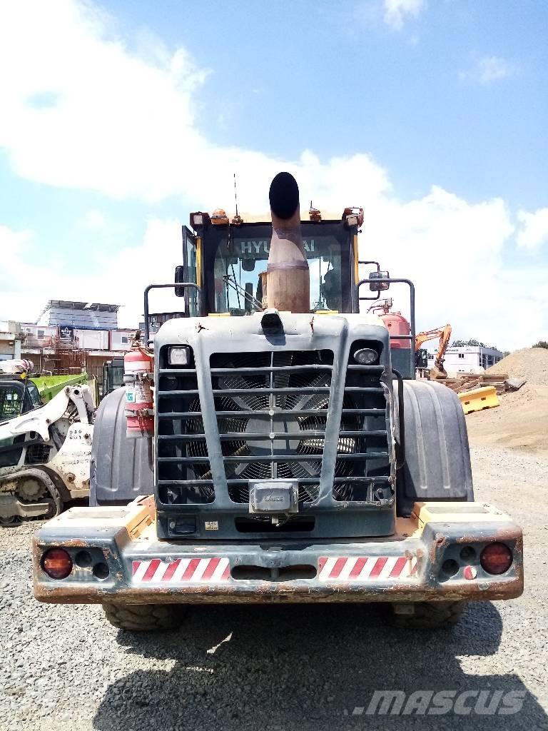 Hyundai HL 757-9 ホイールローダー・タイヤショベル