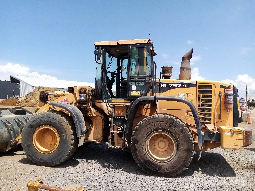 Hyundai HL 757-9 ホイールローダー・タイヤショベル