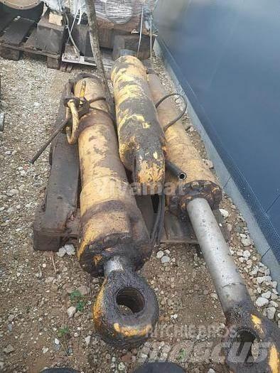 Liebherr A914 エンジン