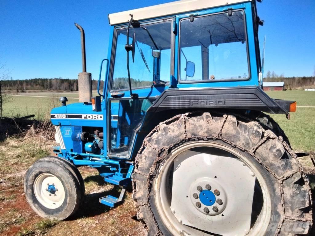 Ford 4110 トラクター