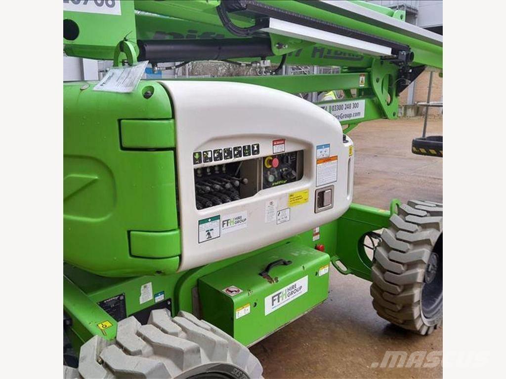 Niftylift HR 17 ブームリフト　屈伸型
