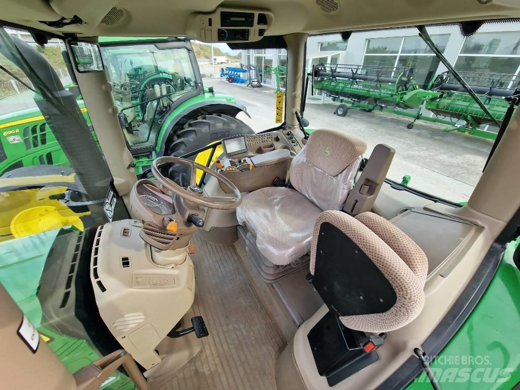 John Deere 6210 R トラクター