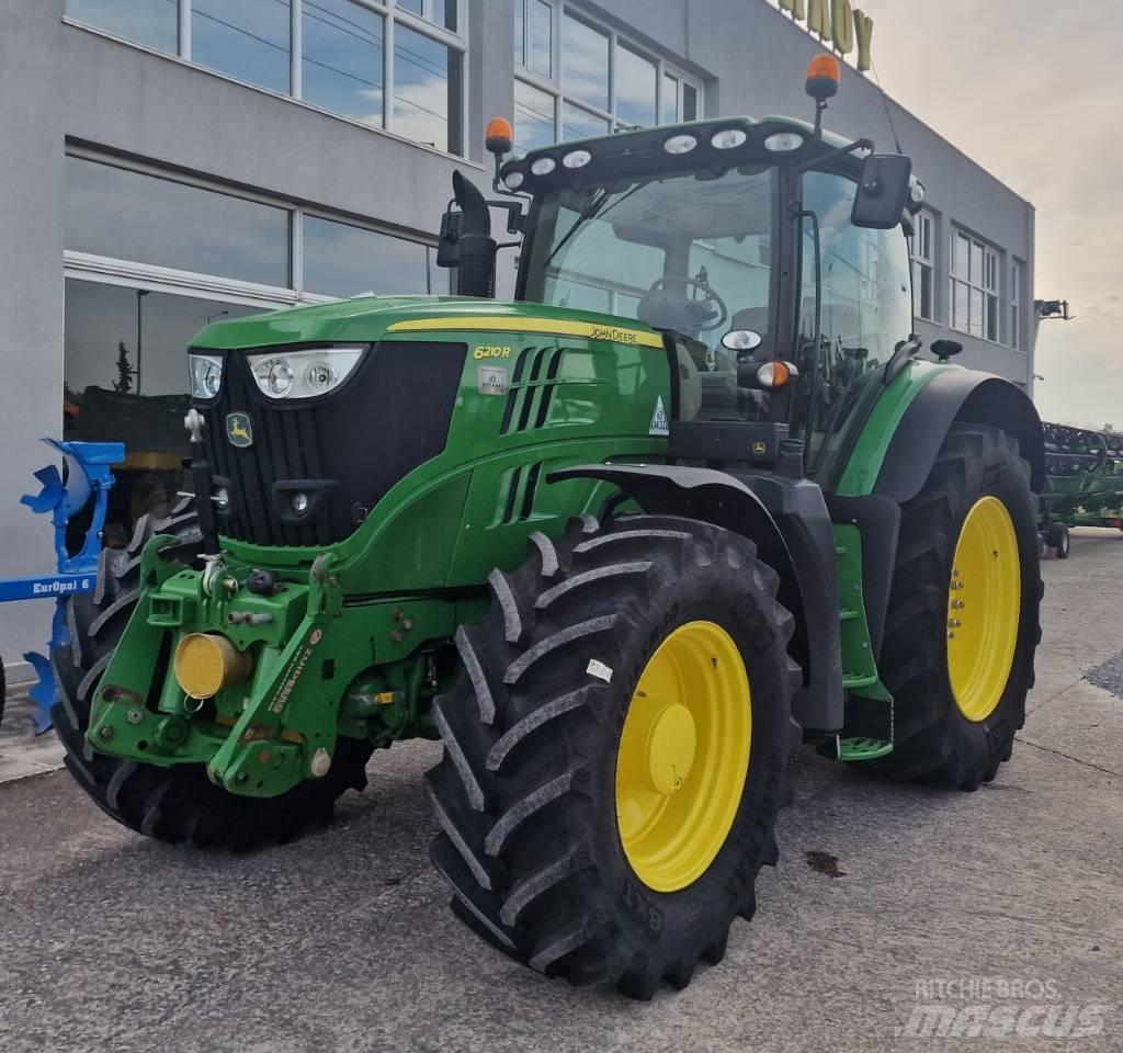 John Deere 6210 R トラクター