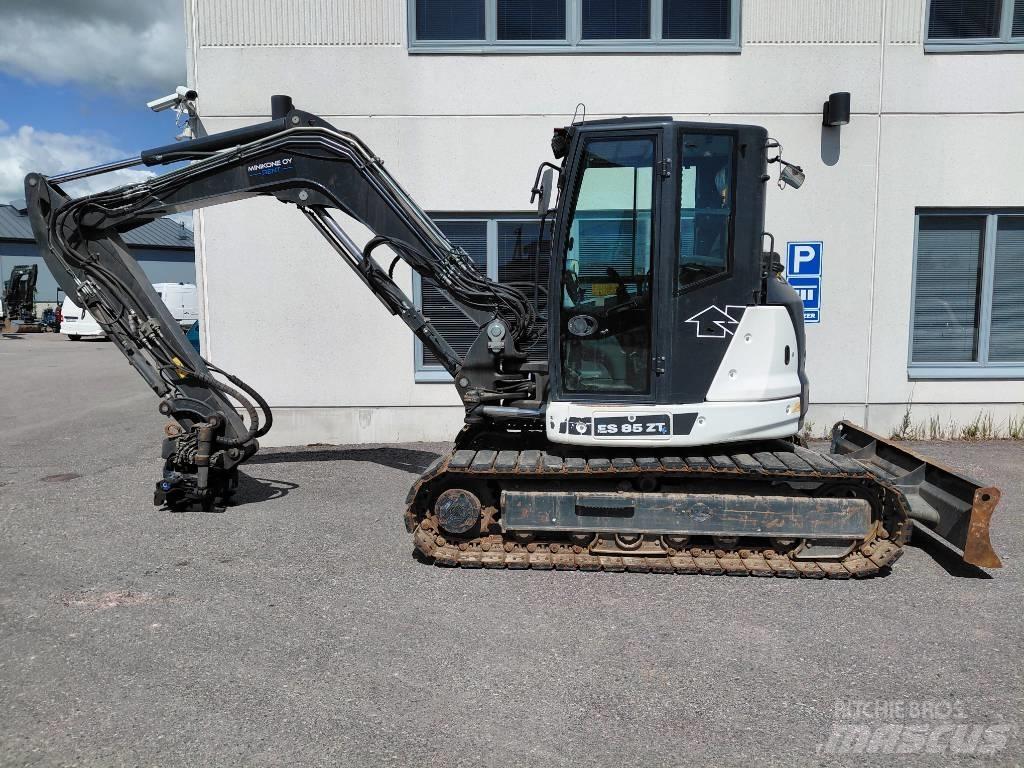 ECM 85ZT 中型油圧ショベル 7ｔ-12ｔ（ユンボ・パワーショベル・バックホー）