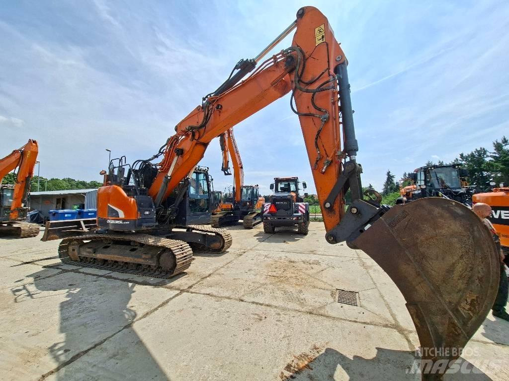 Doosan DX 235 LCR-5 大型油圧ショベル12t以上（パワーショベル・ユンボ）