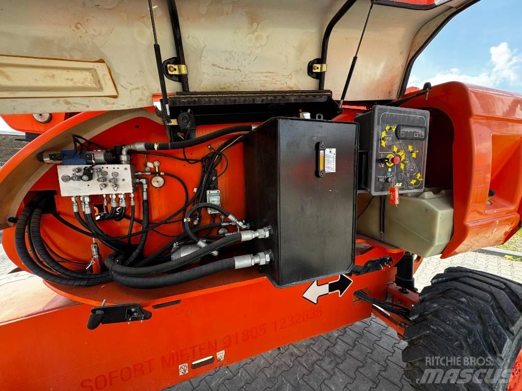 JLG 860SJ ブームリフト　直伸型