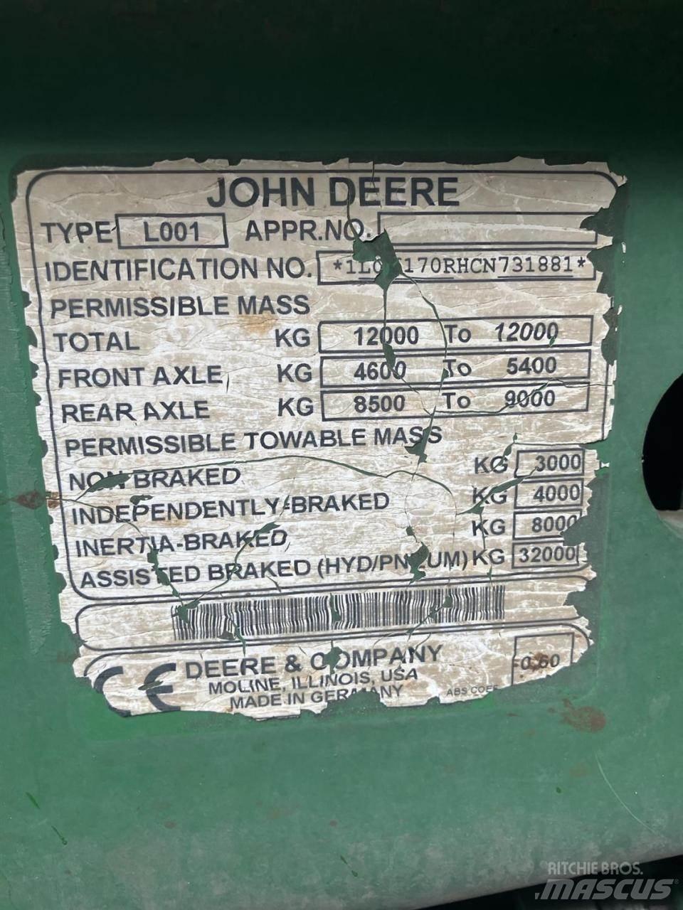 John Deere 6170R トラクター