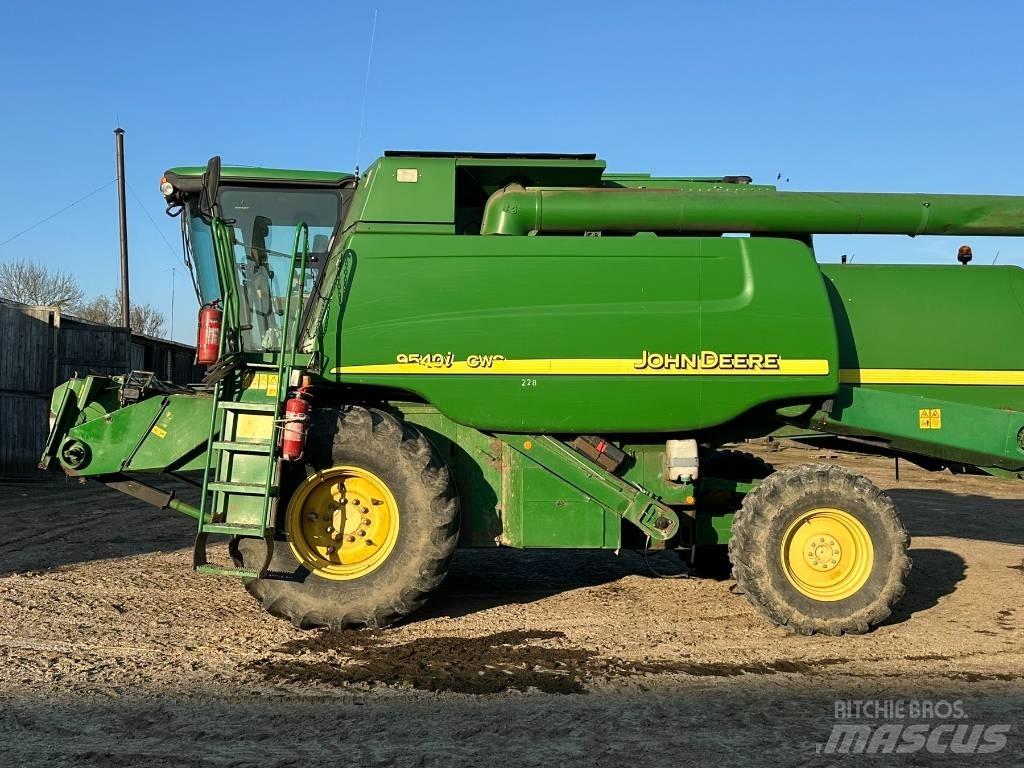 John Deere 9540 CWS コンバイン