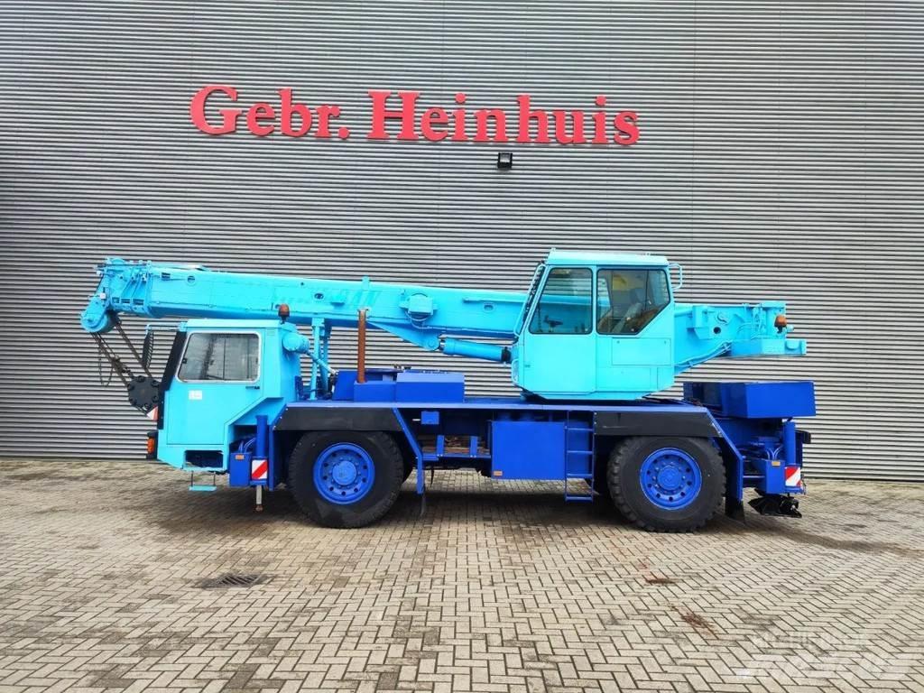 Liebherr LTM 1025 オールテレーンクレーン